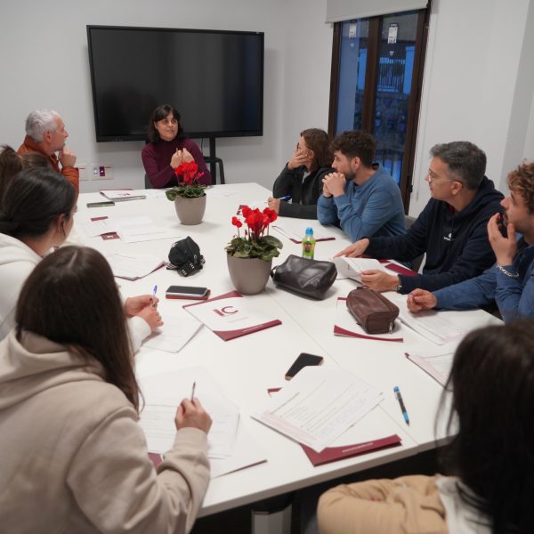 Faraján acoge una jornada formativa sobre gestión profesional y avanza en su nuevo vivero de empresas