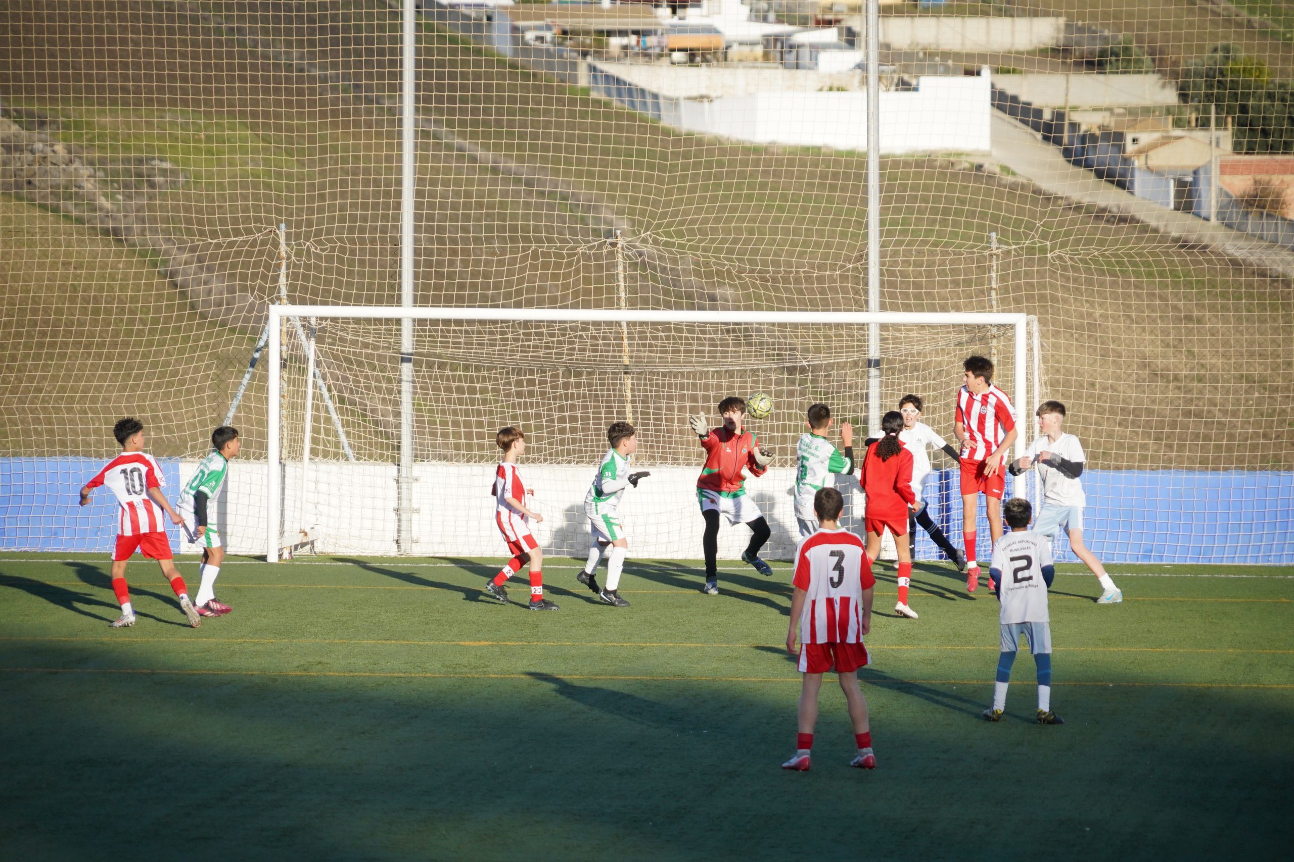 Cañete la Real reúne a más de 300 menores en el Torneo Solidario de Navidad de Fútbol 7