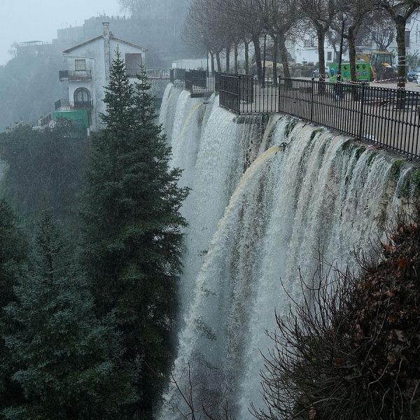 El PSOE de Ronda muestra su apoyo a Grazalema ante la emergencia provocada por la borrasca Leonardo