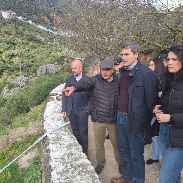 Fernández destaca en Ronda y Benaoján la necesidad de que todas las administraciones “reconduzcan sus esfuerzos económicos para apoyar a personas y empresas” afectadas por el temporal