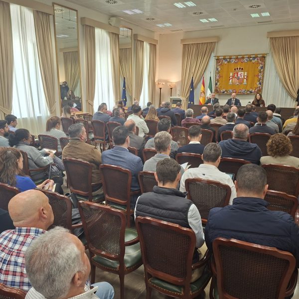 El Gobierno creará una comisión técnica para reconstruir los caminos rurales en Málaga