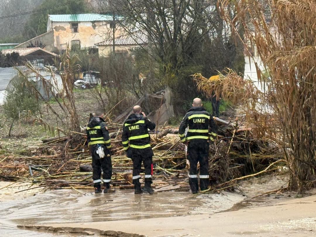 Arriate mantiene el seguimiento del temporal mientras se atienden incidencias en viviendas