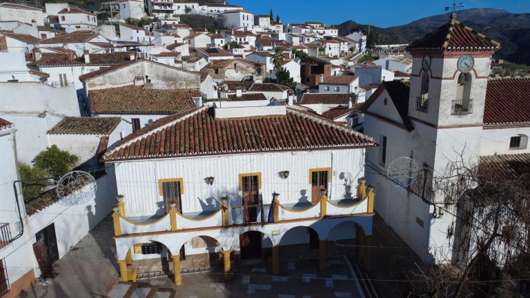 Benadalid inicia las contrataciones del programa Activa-T Joven