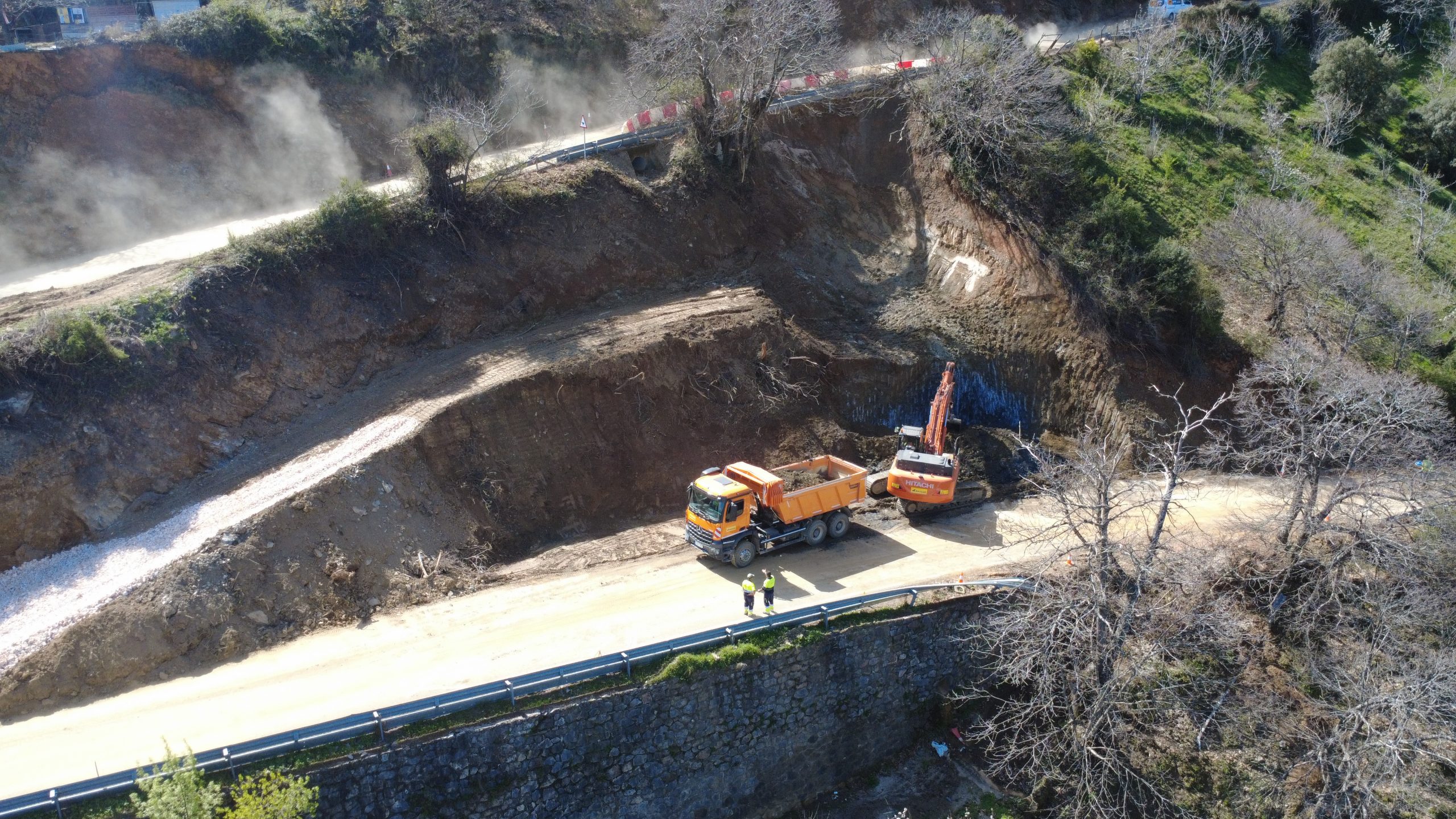 Inician las obras de reparación de la MA-8306 de acceso a Benalauría