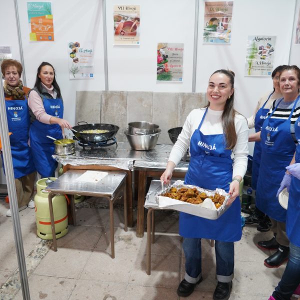 Algatocín pone en valor su gastronomía en la XIV edición de la ‘Hinojá’