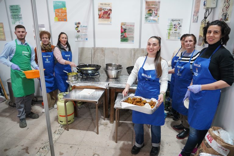 Algatocín pone en valor su gastronomía en la XIV edición de la ‘Hinojá’