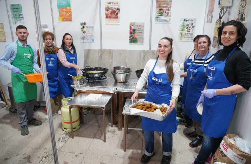 Algatocín pone en valor su gastronomía en la XIV edición de la ‘Hinojá’