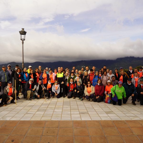 Genalguacil celebró la X edición de su Encuentro Senderista con cerca de un centenar de participantes