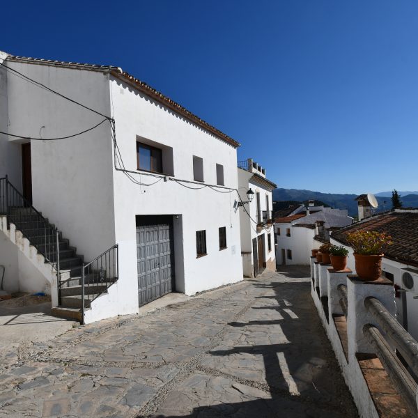 Benadalid culmina la adaptación de la antigua Casa de los Maestros