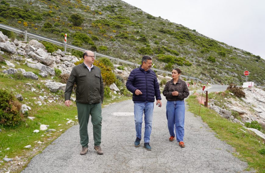 Los Ayuntamientos de Igualeja y Pujerra reclaman mejoras urgentes en el acceso a la carretera del Coto