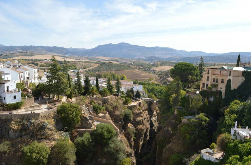 Ronda y la Serranía se movilizan para defender su territorio frente a amenazas ambientales