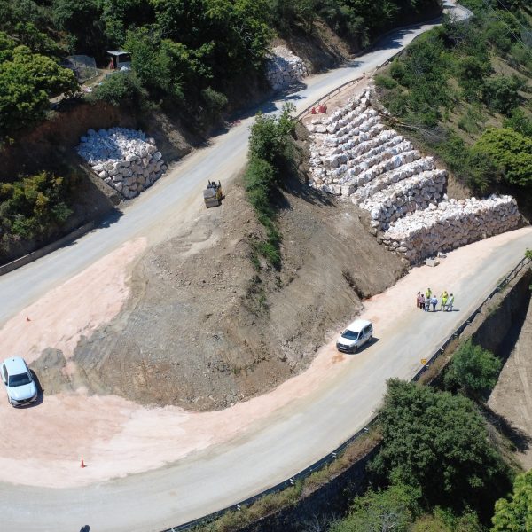 La Diputación cede a Benalauría un tramo de la carretera MA-8306 para la construcción de su nuevo parking