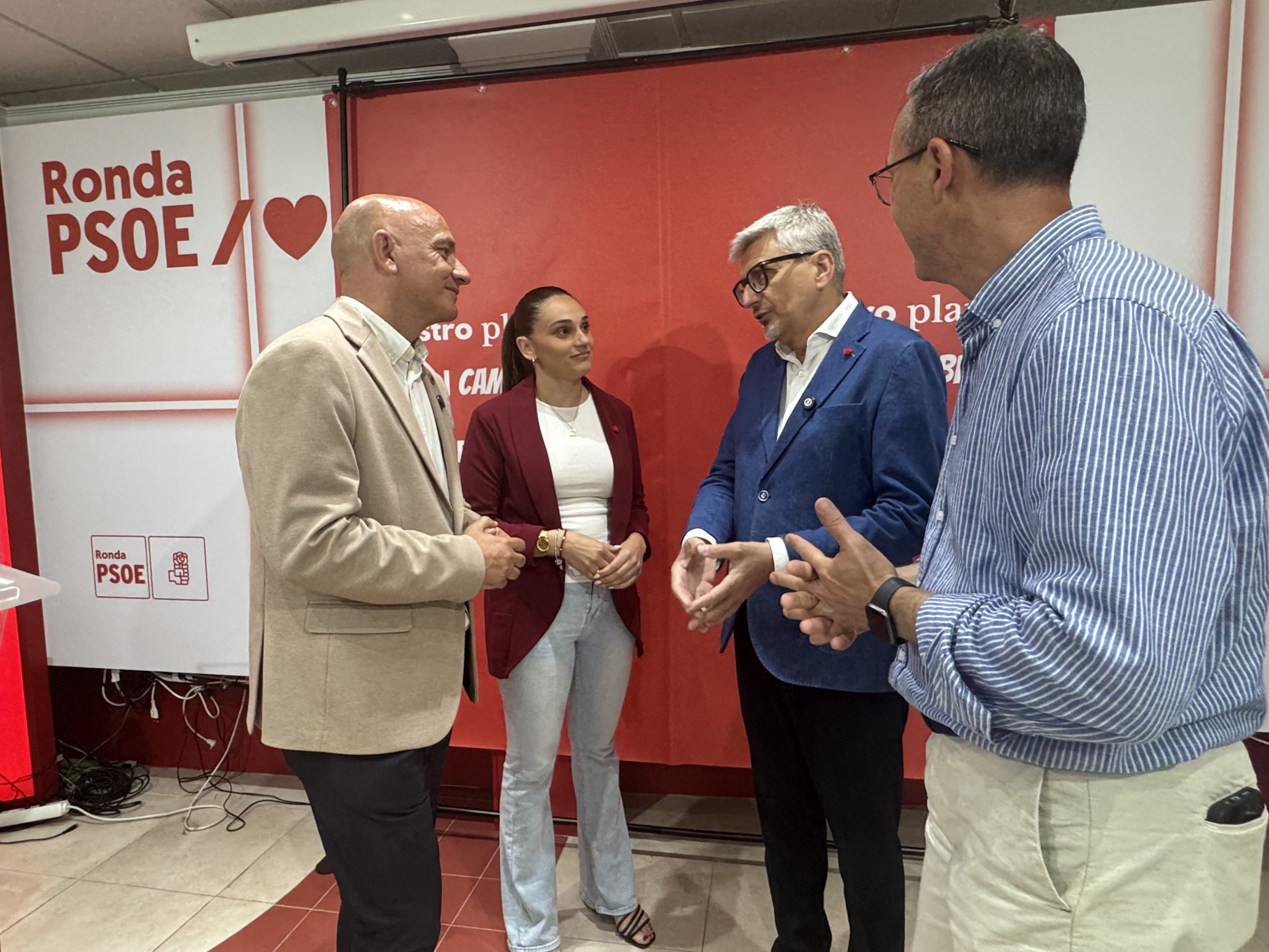 El PSOE dotará con más profesionales y recursos el Hospital de Ronda y realizará la conexión por autovía con Málaga