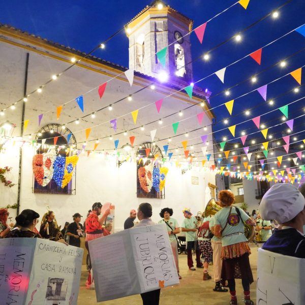 Jubrique celebró un año más sus singulares ‘Máscaras’