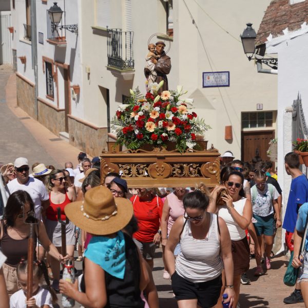 Pujerra culmina su Semana Cultural con la tradicional romería en honor a San Antonio de Padua