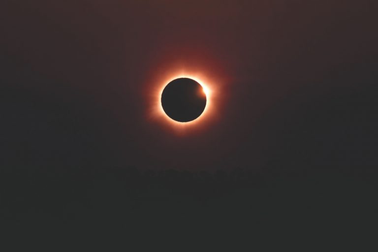 Ronda se prepara para observar el eclipse solar del 12 de agosto desde la Alameda del Tajo