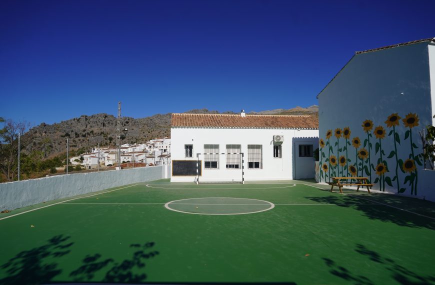 Cartajima mejora las instalaciones del CPR Alto Genal de cara al nuevo curso escolar
