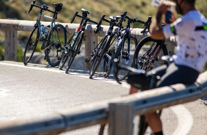 La Vuelta Ciclista a España pasará este viernes por Ronda y provocará cortes de tráfico en la circunvalación